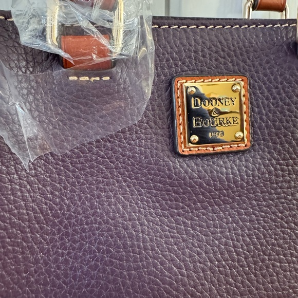 NWT Dooney & Bourke Small Zip Top Leather Bag - Purple Plum - Ships fast! - Picture 10 of 11